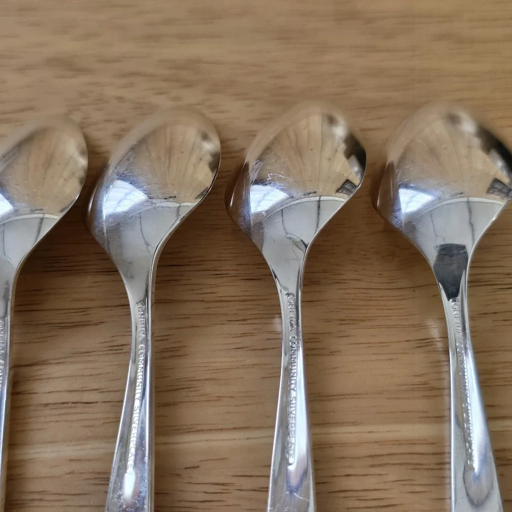 Set Of 6 Oneida Community Winsome Silverplate Teaspoons 6
